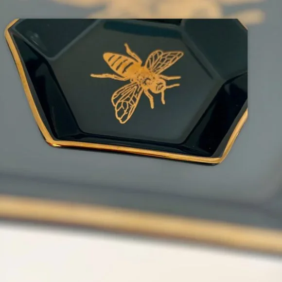 Jewelry Holder in Bee Design - Picture 4 of 6